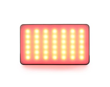 Beyaz üzerine izole edilmiş şık bir LED lamba