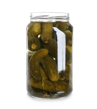 kavanozun üzerine beyaz izole salatalık turşusu