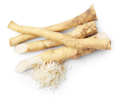 Izgara yaban turpu ve kökler beyaz, üst görünümde izole