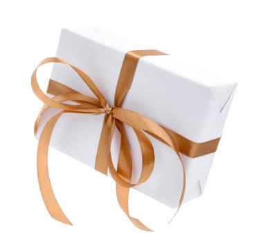 Beyaz kurdeleli bir hediye kutusu.