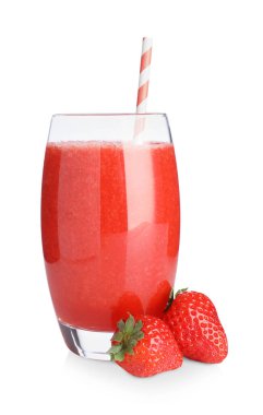 Bardakta lezzetli meyve püresi ve beyaz çilek.