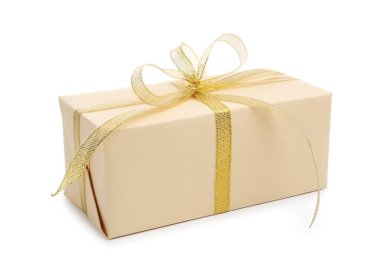 Beyaz kurdeleli bir hediye kutusu.