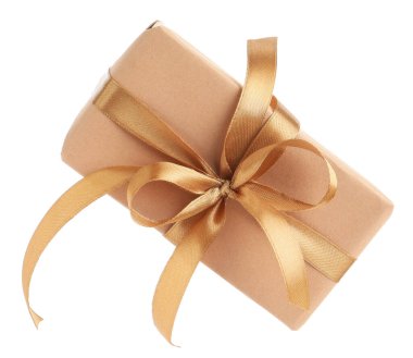 Beyaz arkaplana karşı havada güzel bir hediye kutusu