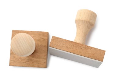 Tahta pullar beyaz, üst görünümde izole