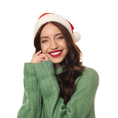 Beyaz arka planda Noel Baba şapkalı çekici bir kadın portresi. Noel sezonu