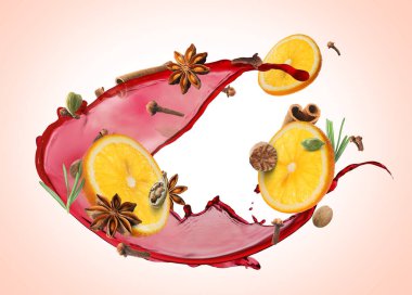 Sıcak şarap sıçraması, baharatlar ve pembe bej arka planda portakal dilimleri