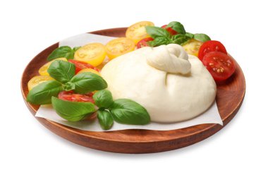 Fesleğenli ve domatesli leziz burata peyniri.