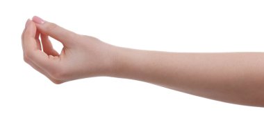 Beyaz arka planda eli olan bir kadın, yakın plan