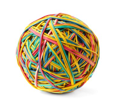 Beyazlar üzerinde izole edilmiş renkli lastik bantlardan yapılmış top