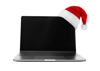 Beyaz şapkalı modern dizüstü bilgisayar.