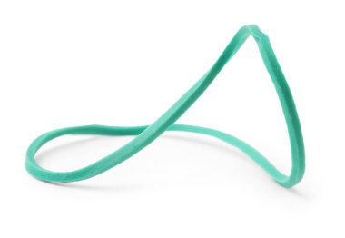 Bir yeşil lastik bant beyaza izole edilmiş.