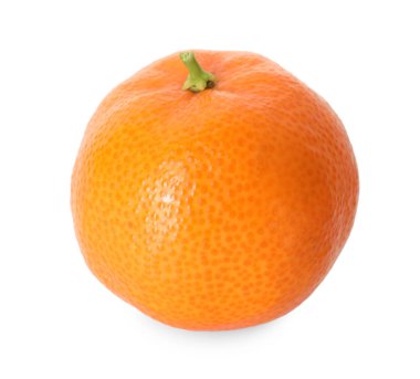 Taze, olgun bir mandalina beyazda izole edilmiş.