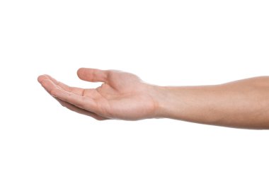 Beyaz arka planda bir şey tutan adam, yakın plan.