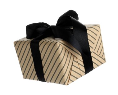 Havada izole edilmiş güzel bir hediye kutusu.