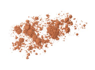 Doğal kakao tozu beyaza izole edilmiş.