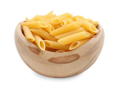 Beyaz kasede çiğ makarna.