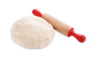 Hamur ve merdane beyaz üzerine izole