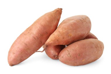 Beyaz üzerine izole edilmiş çiğ patates.