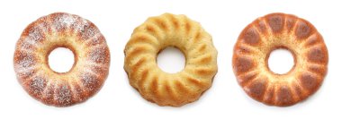 Beyaz, üst manzara izole lezzetli Bundt kekleri.