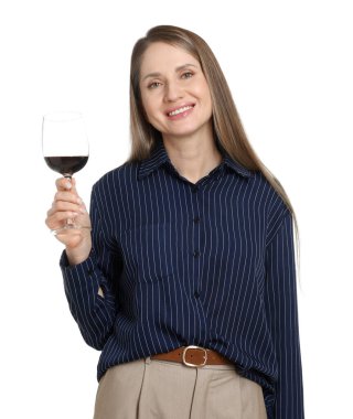 Beyaz arka planda kırmızı şarap kadehi olan profesyonel şarap garsonu.