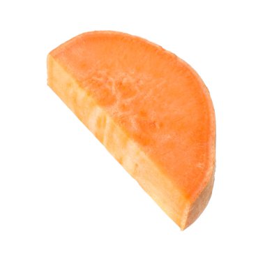 Beyaz üzerine izole edilmiş çiğ patates parçası.