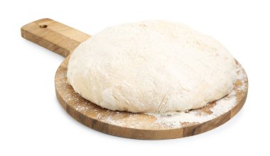 Unlu taze maya hamuru beyaza izole edilmiş.