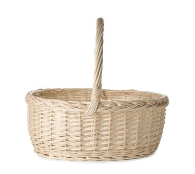 Boş bir Paskalya sepeti beyaza izole edilmiş.