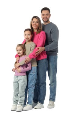 Beyaz arka planda mutlu aile portresi