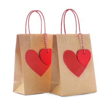 Kalpleri beyaza ayrılmış hediye paketleri. Sevgililer Günü