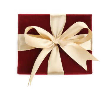 Sevgililer Günü. Güzel kadife hediye kutusu beyaz, üst manzara izole