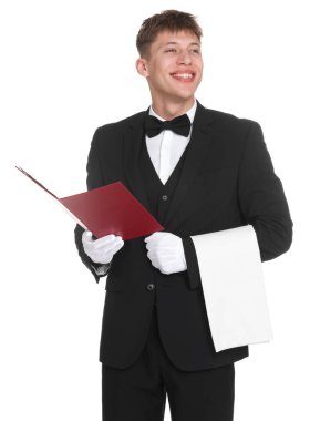 Beyaz arkaplanda havlu ve menü olan garson.