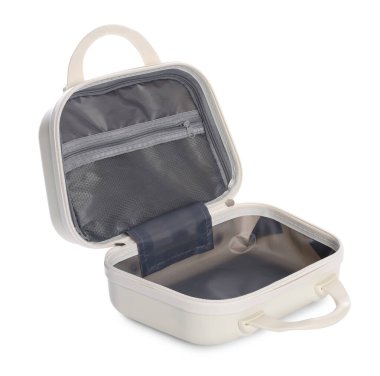 Boş büyük bir bavul beyaza izole edilmiş.