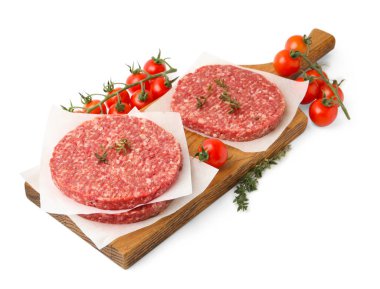 Kekik ve beyaz domatesli pişmemiş köfte.