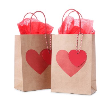 Kalpleri beyaza ayrılmış hediye paketleri. Sevgililer Günü