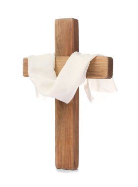 Paskalya özellikleri. Ahşap haç ve kumaş beyazda izole edilmiş.