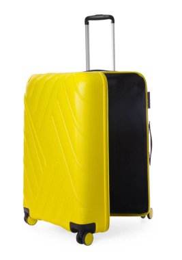 Açık sarı bir bavul beyaza izole edilmiş.