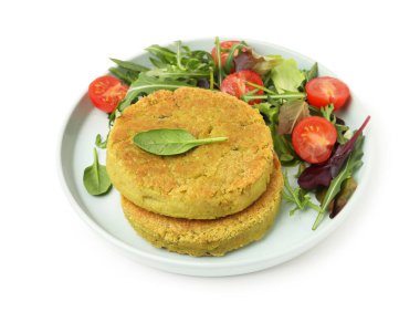 Beyaz salatalı lezzetli vejetaryen köfteleri.