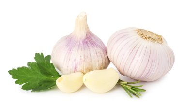 Taze sarımsak, biberiye ve maydanoz.