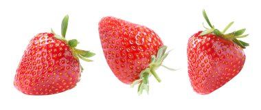 Beyaz üzerine izole edilmiş taze çilekler.