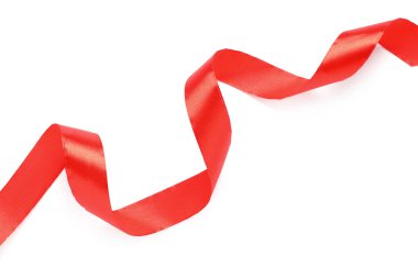 Güzel kırmızı kurdele beyaza izole edilmiş, üst manzara