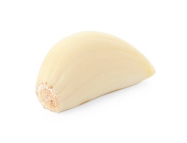 Bir taze sarımsak karanfili beyaza izole edilmiş.