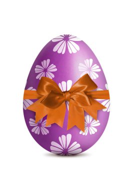 Mor Paskalya yumurtası, deseni ve yayı beyaza izole edilmiş.