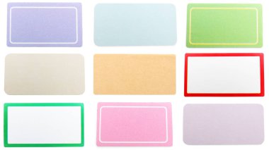 Beyaz arkaplanda yapıştırıcı kağıt etiketleri, ayarla