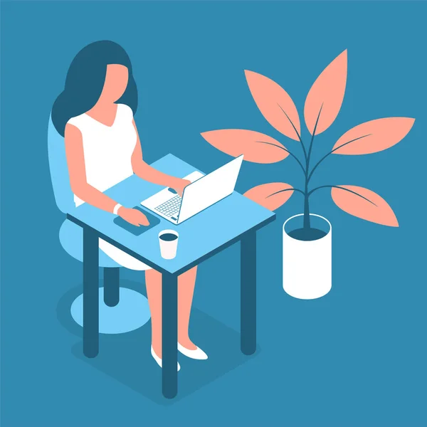 现代女性在办公室的笔记本电脑上工作 坐在桌边 蓝色背景的矢量插图 等距风格 — 图库矢量图片