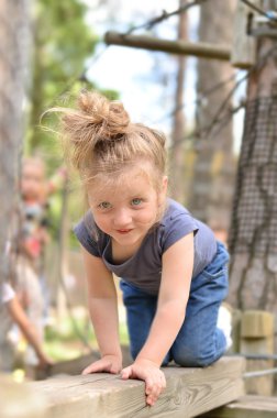 etkin kız ip Park'ta eğleniyor