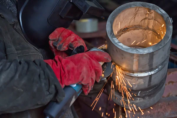 Kaynak denetimi örneğini kalın cidarlı paslanmaz çelik boru — Stok fotoğraf