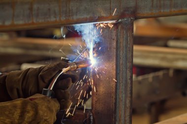 yarı otomatik gaz koruyucu kaynak