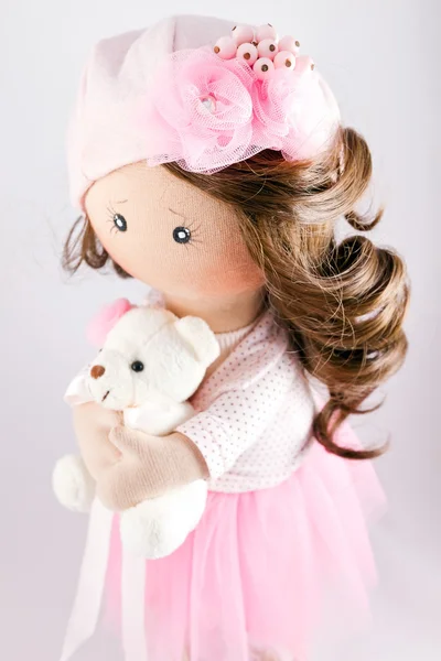 Muñeca de trapo textil hecho a mano con cabello natural — Foto de Stock