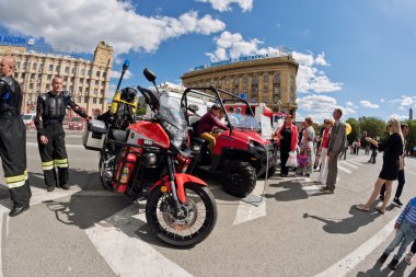 Özel donanımlı itfaiye motosiklet özel fi ile silahlı