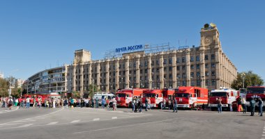 İtfaiyeciler ve yardımcı araçları özel donatım Sergisi